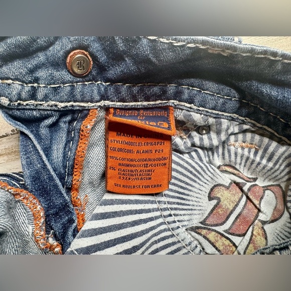 Rock Revival Alanis Capri Blue Denim Embellished Pockets Jeans Size 27x28 - Picture 9 of 12